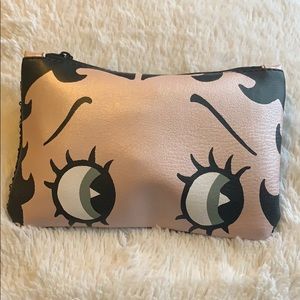 Makeup bag
